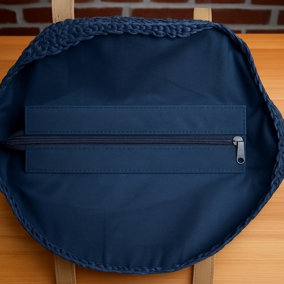 🆕Boho Chic Coastal Style Navy Round Straw Shoulder Bag with Lining & Zip Pocket - Picture 8 of 12